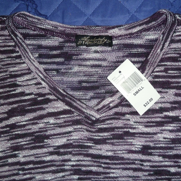 ALMOST FAMOUS Purple V-Neck Asymmetrical Sweater S - Picture 7 of 7